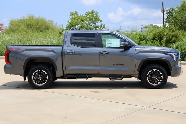 2025 Toyota Tundra SR5 photo 4
