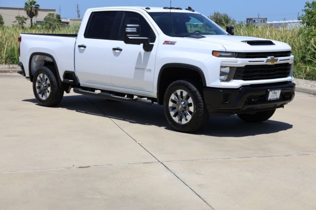 New 2026 Chevrolet Silverado 2500 HD Custom Truck Crew Cab