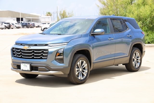 2026 Chevrolet Equinox LT photo 3