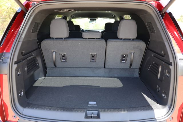 2026 Chevrolet Traverse LT - Photo 11
