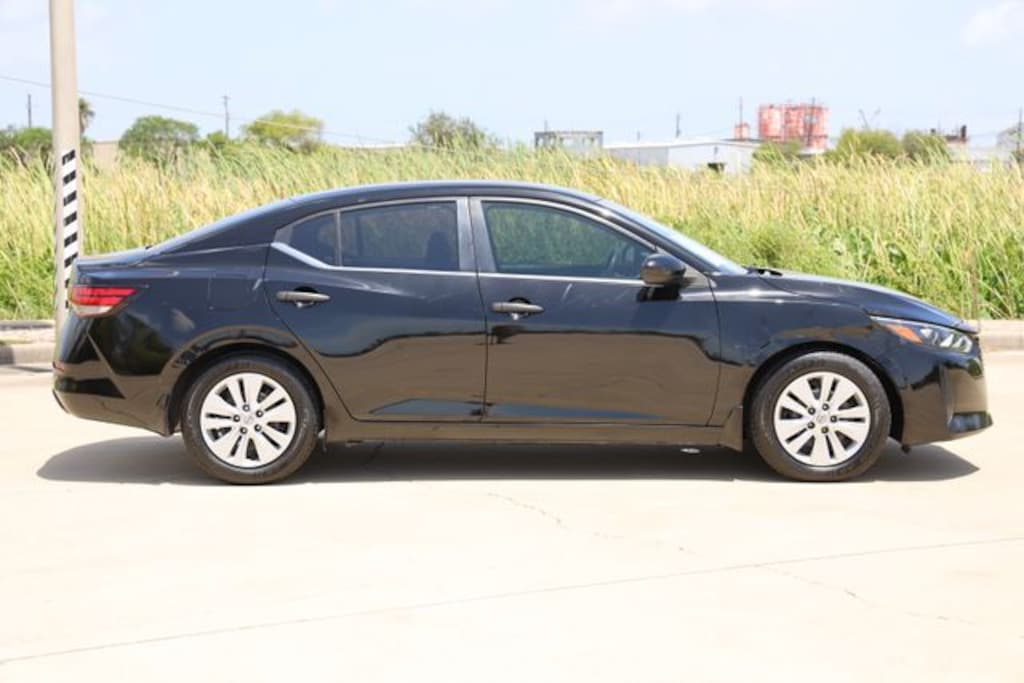 Used 2024 Nissan Sentra S Sedan