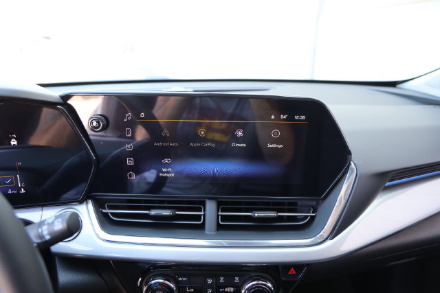 2026 Chevrolet Trax LT - Photo 17