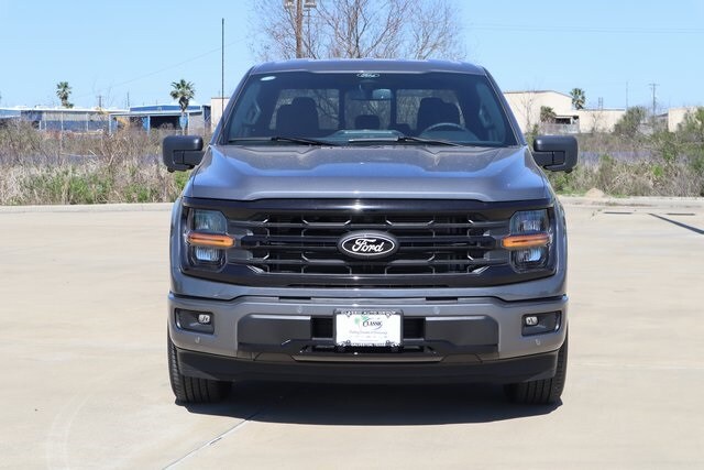 2025 Ford F-150 XLT photo 2