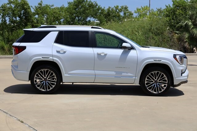 2026 Gmc Terrain Denali photo 3