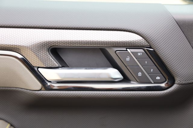 2026 Chevrolet Silverado 1500 ZR2 - Photo 15