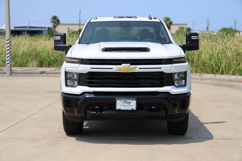 New 2026 Chevrolet Silverado 2500 HD Custom Truck Crew Cab