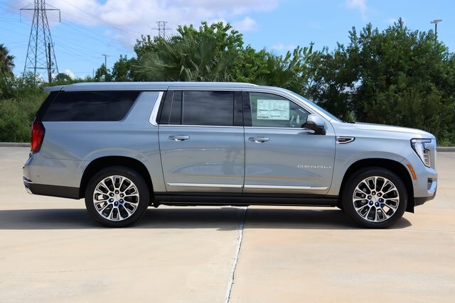 2026 Gmc Yukon XL Denali photo 4