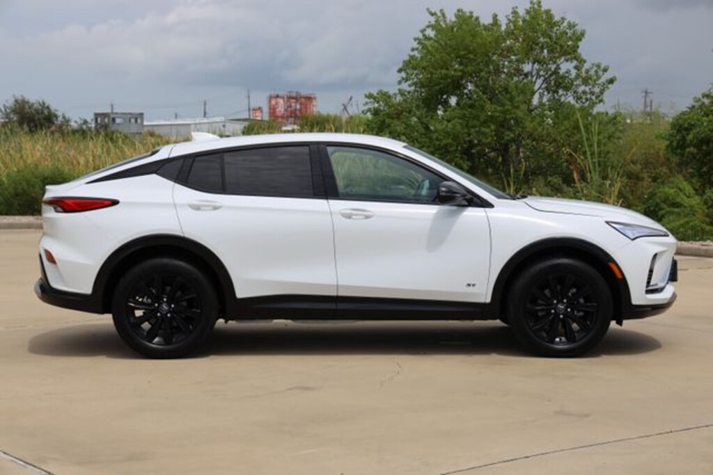 New 2026 Buick Envista Sport Touring SUV