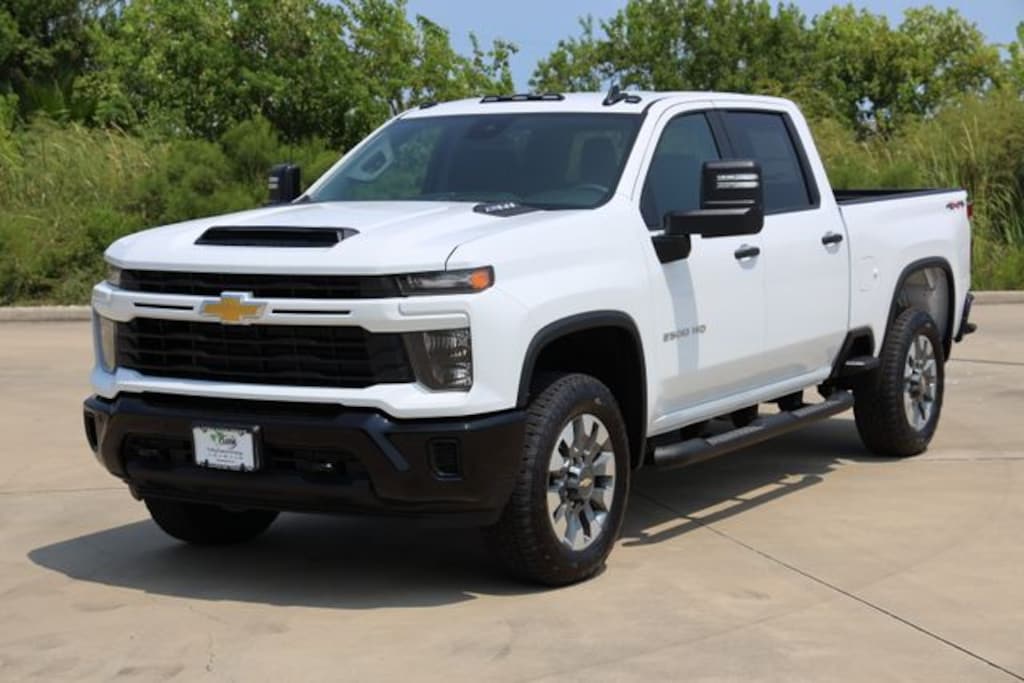 New 2026 Chevrolet Silverado 2500 HD Custom Truck Crew Cab