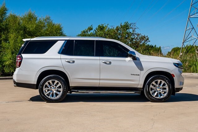 2022 Chevrolet Tahoe Premier photo 3