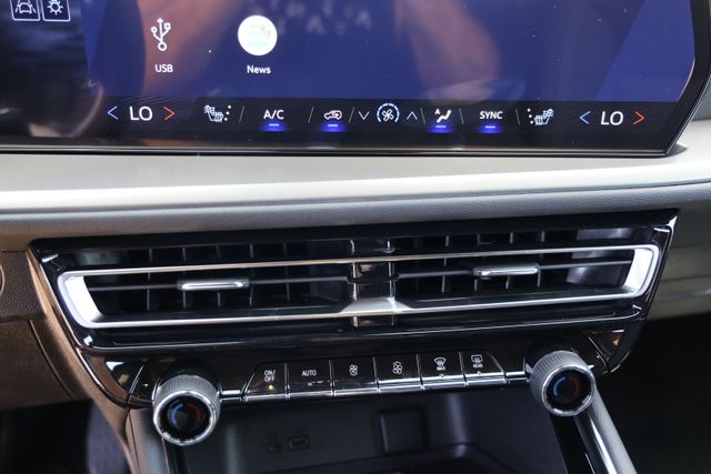 2026 Chevrolet Traverse LT - Photo 21