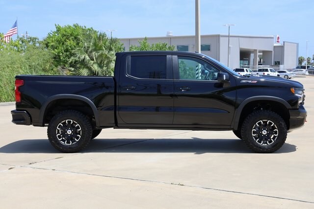 2025 Chevrolet Silverado 1500 ZR2 photo 4