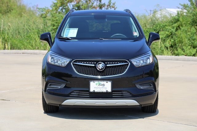 2022 Buick Encore Preferred photo 2