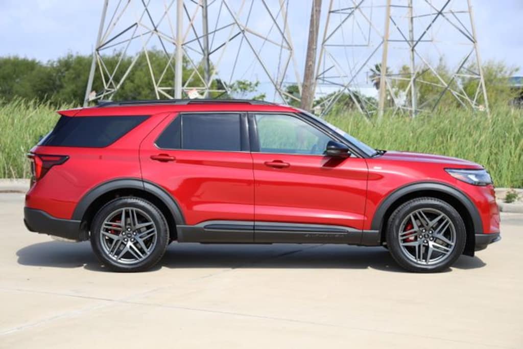 Certified 2025 Ford Explorer ST-Line SUV