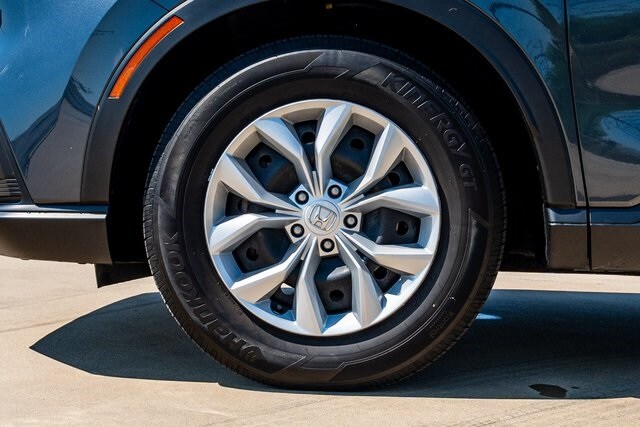 2024 Honda CR-V LX photo 3