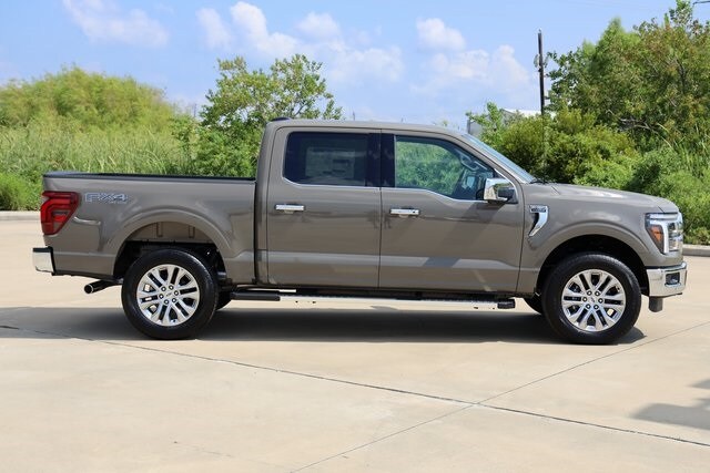 2025 Ford F-150 Lariat photo 4