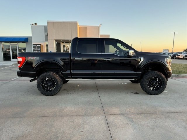 2022 Ford F-150 XL photo 2