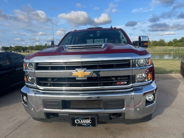 2019 Chevrolet Silverado 2500HD LTZ photo 4