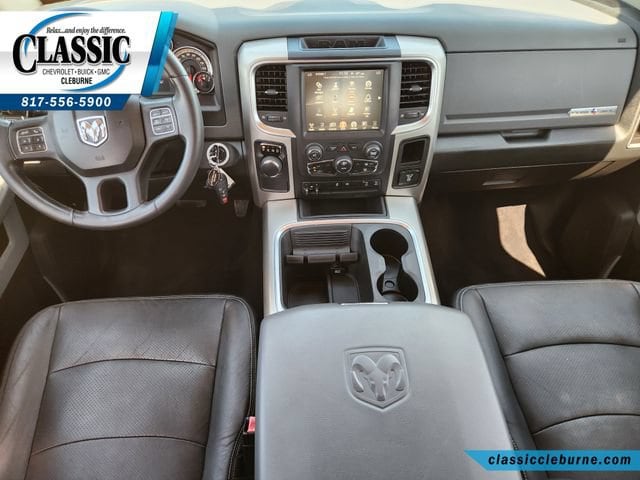 Used 2017 RAM Ram 1500 Pickup Lone Star with VIN 3C6RR6LT9HG721597 for sale in Cleburne, TX