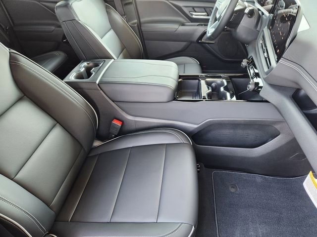 2026 Chevrolet Silverado EV LT - Photo 13