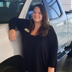 Staff member Becca Jones from ID_e383a3444810