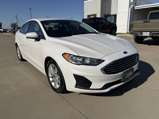 2020 Ford Fusion SE