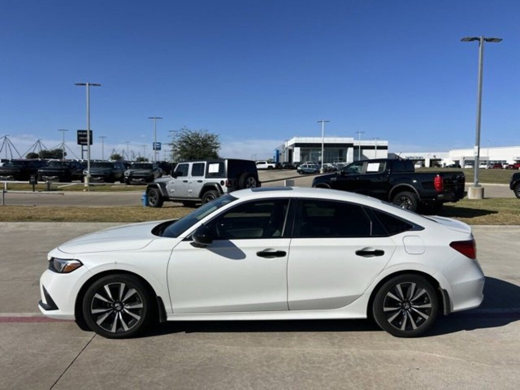 Used 2024 Honda Civic Sedan EX