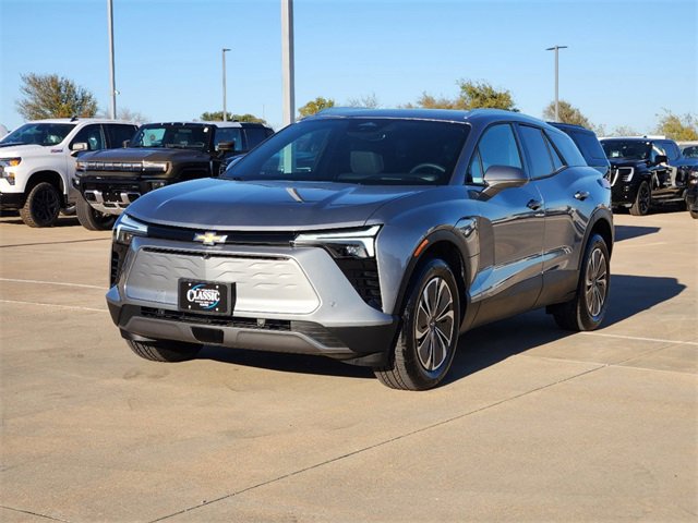 2025 Chevrolet Blazer EV photo 3