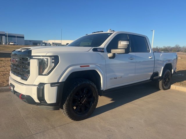 2025 GMC Sierra 2500HD AT4 Crew Cab 4WD