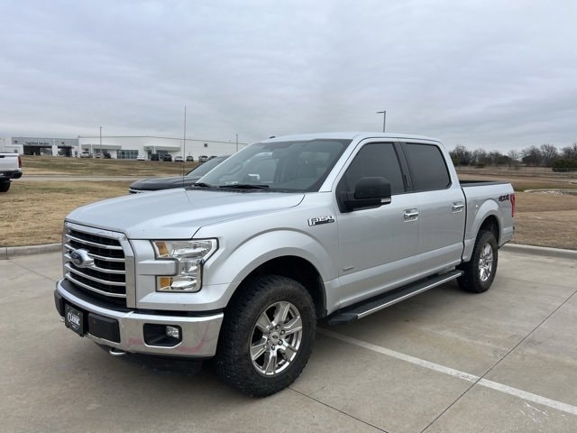 2015 Ford F-150 XLT's photo