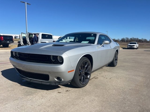 2020 Dodge Challenger SXT's photo