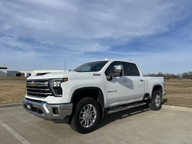 2025 Chevrolet Silverado 2500HD LTZ's photo