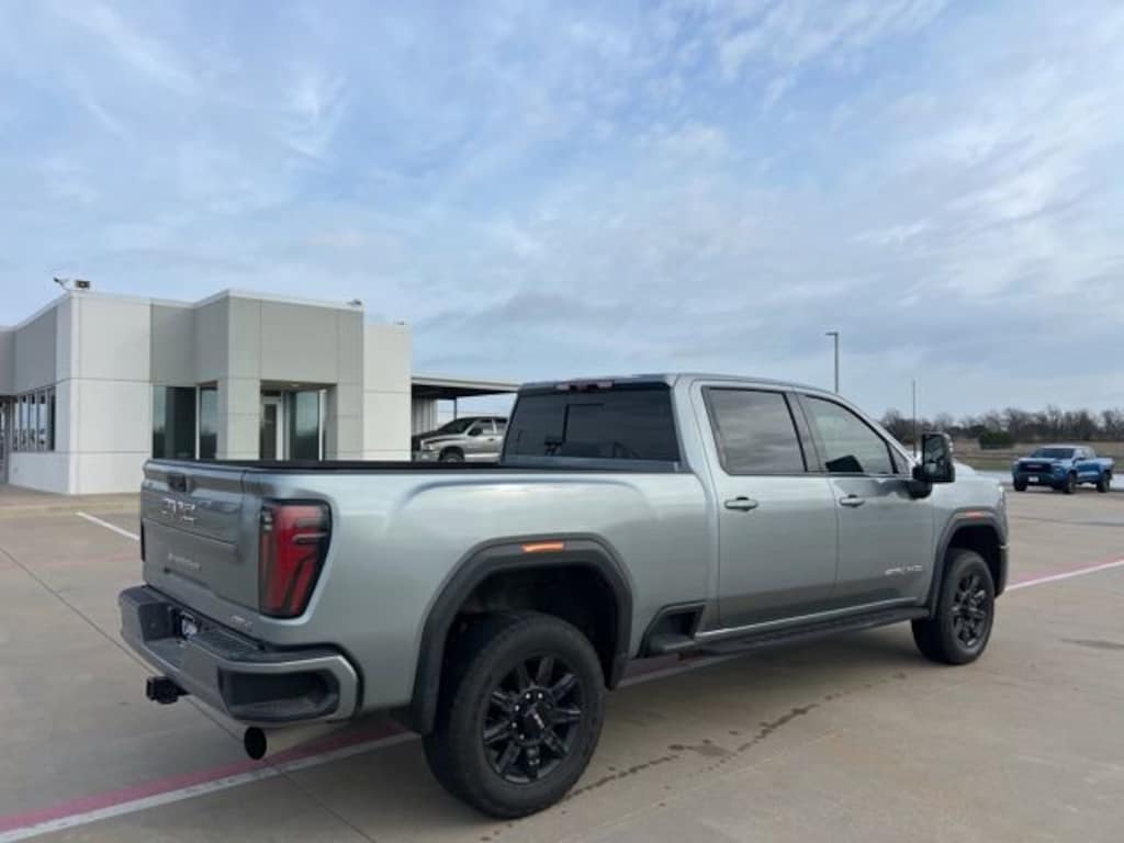 Used 2024 GMC Sierra 2500 HD AT4 Truck