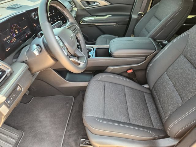 2026 Chevrolet Traverse LT - Photo 11