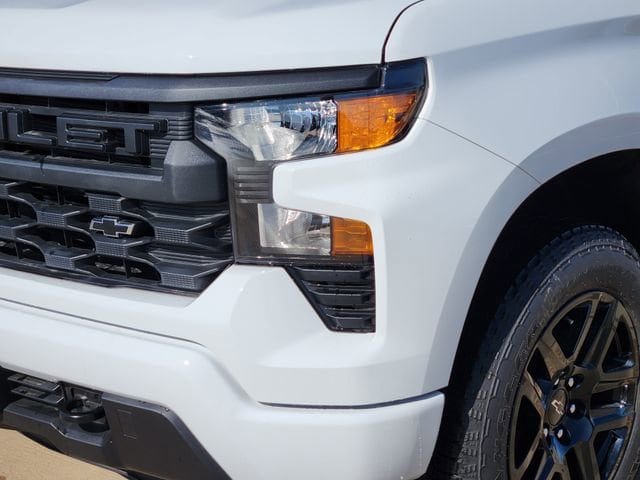 2026 Chevrolet Silverado 1500 Custom - Photo 10