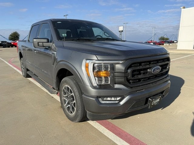 2023 Ford F-150 XLT's photo