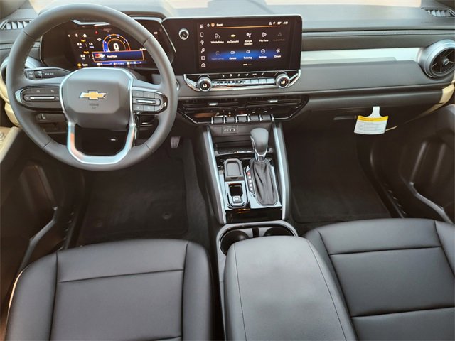 2026 Chevrolet Colorado LT photo 2