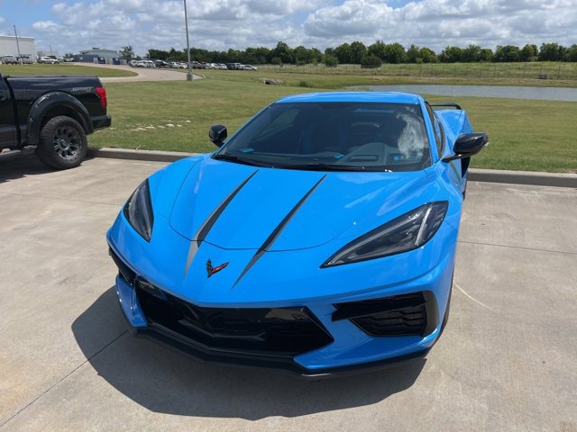 2021 Chevrolet Corvette Stingray 3LT photo 2
