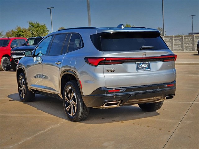 2025 Buick Enclave Sport Touring photo 4