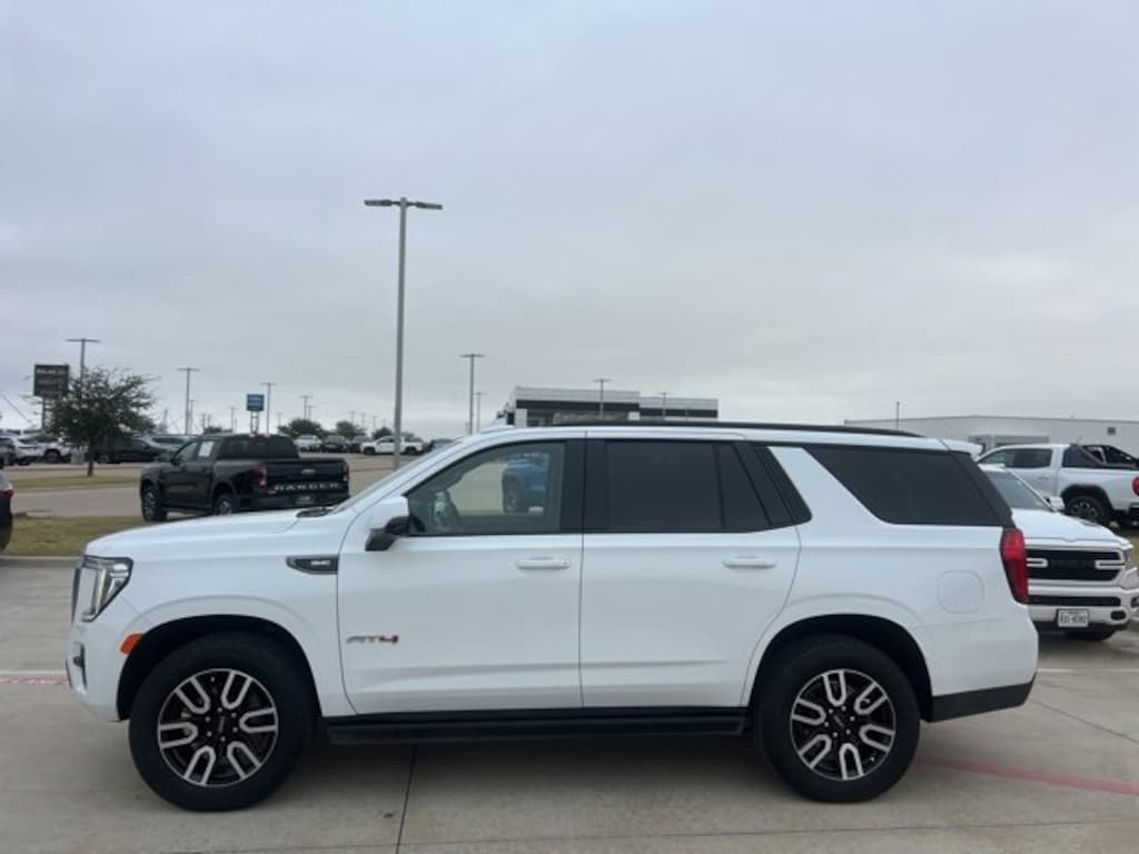 Used 2024 GMC Yukon AT4 SUV