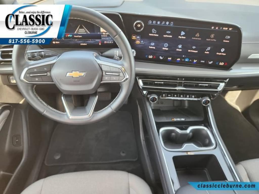 Used 2026 Chevrolet Traverse LT SUV