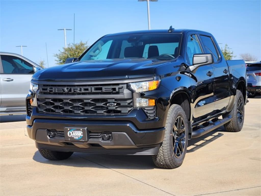 New 2026 Chevrolet Silverado 1500 Custom Truck