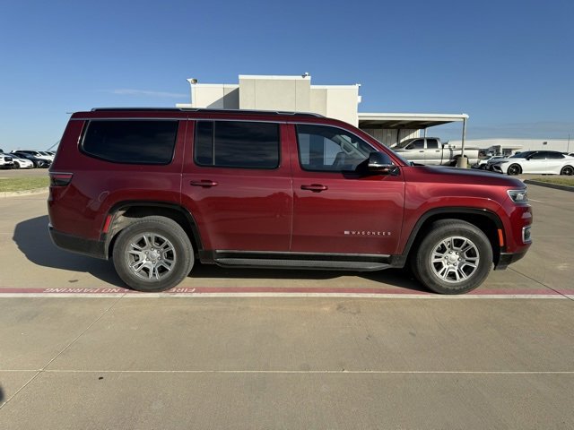 2024 Jeep Wagoneer Base photo 2