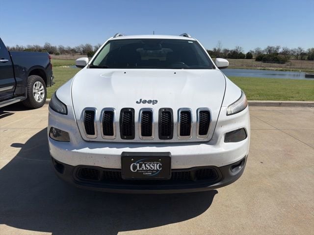 Used 2016 Jeep Cherokee Latitude with VIN 1C4PJLCB5GW265336 for sale in Cleburne, TX