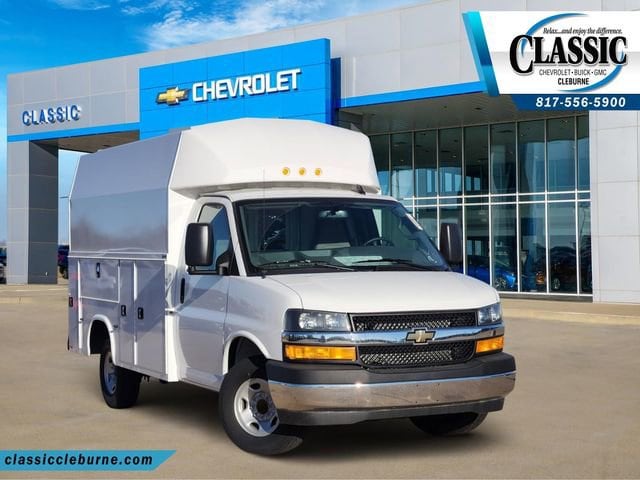2025 Chevrolet Express 3500 139" WB's photo