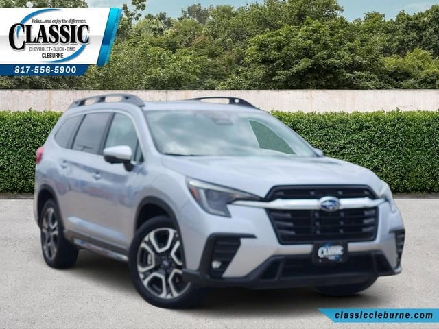 2023 Subaru Ascent Limited 7 Passenger's photo
