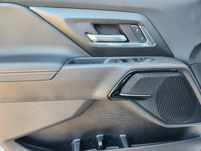 2026 Chevrolet Silverado EV LT - Photo 19