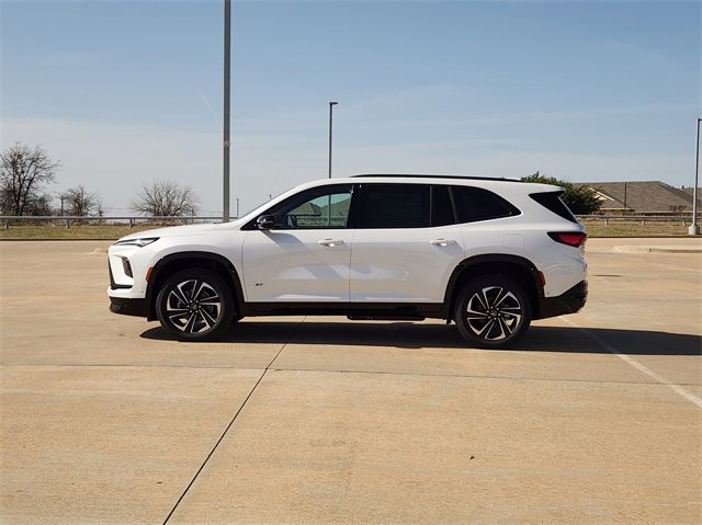 2025 Buick Enclave Sport Touring photo 4