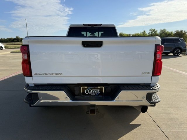 2021 Chevrolet Silverado 3500HD LTZ photo 3