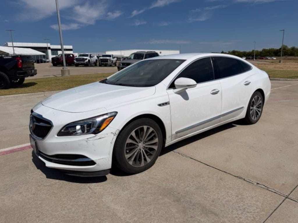 Used 2017 Buick LaCrosse Essence Sedan